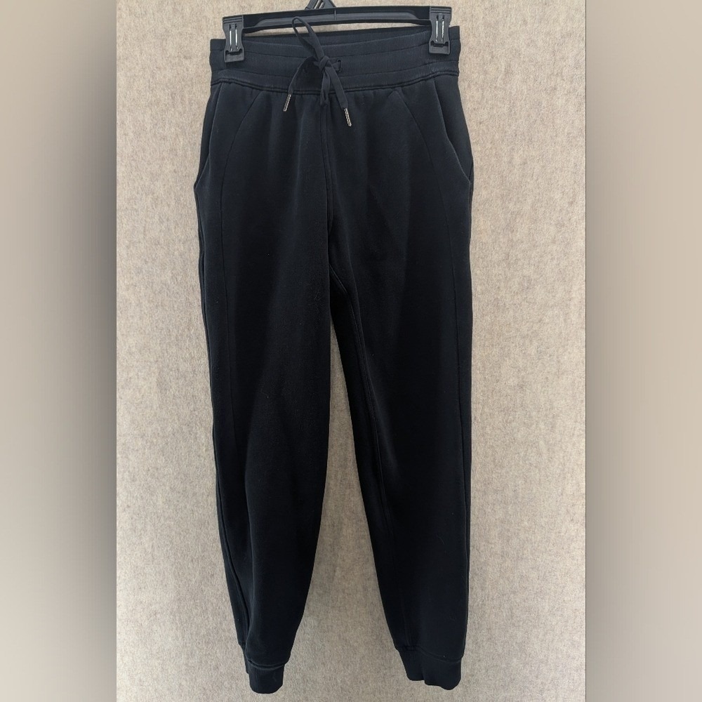 Lululemon Scuba Jogger High Rise W5CVAS Sz 2 Black